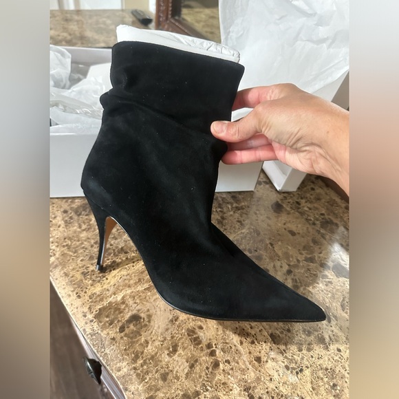 NWT Express black suede ankle boots in box - Picture 2 of 13
